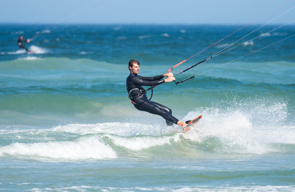 Is het klimaat langs de Adriatische kust geschikt om te kitesurfen?