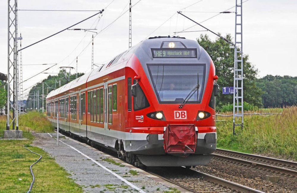 Wat is het adres van station Bergen op Zoom?