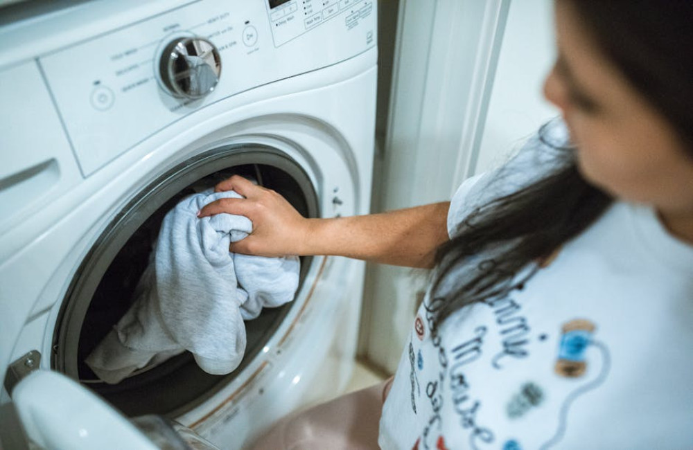 Hoelang gaat een wasmachine mee? Nieuwe inzichten over levensduur en kosten per merk!